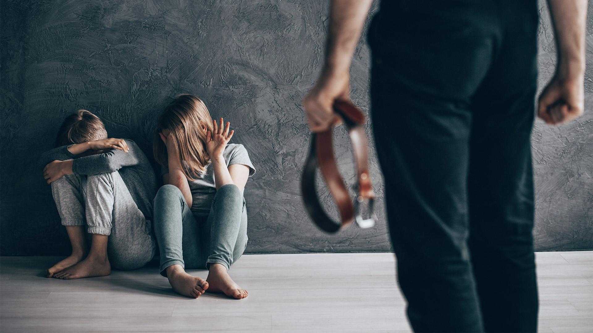 6 типов эмоционального абьюза со стороны родителей - папамамам — миф