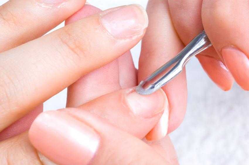 Как правильно обрезать кутикулу: способы, отзывы