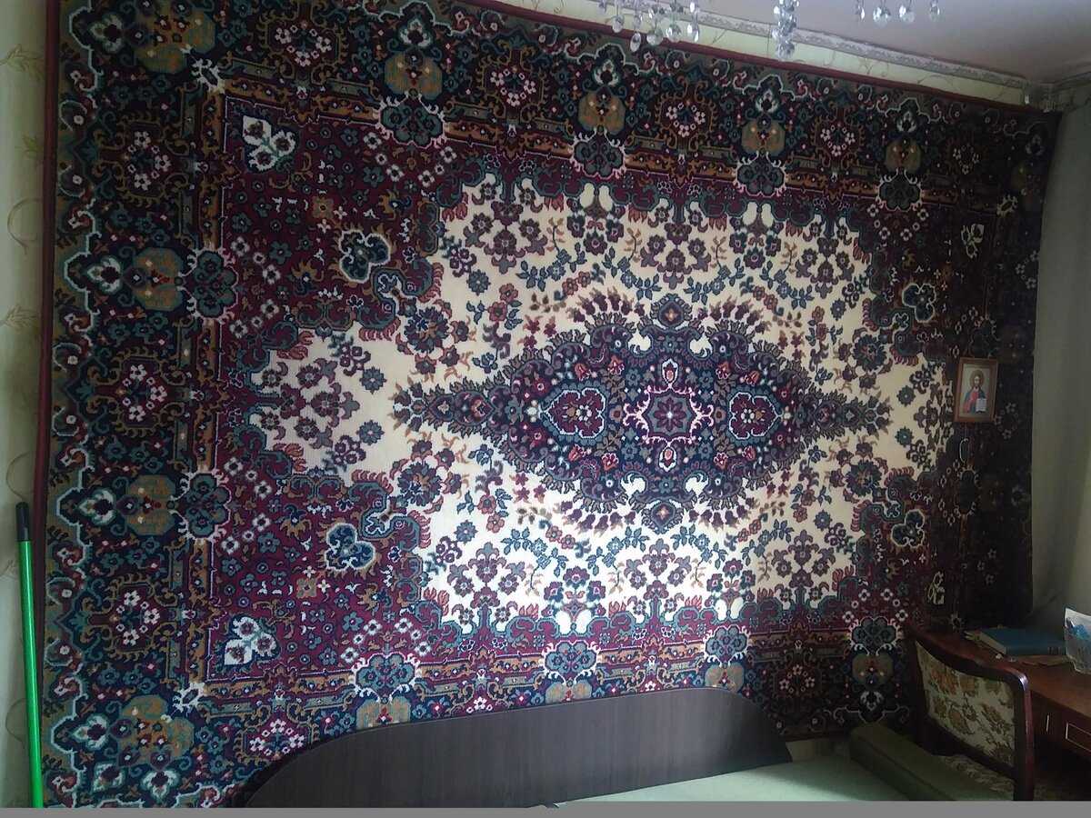 Старый ковёр, идеи переделок, мастер-классы с фото