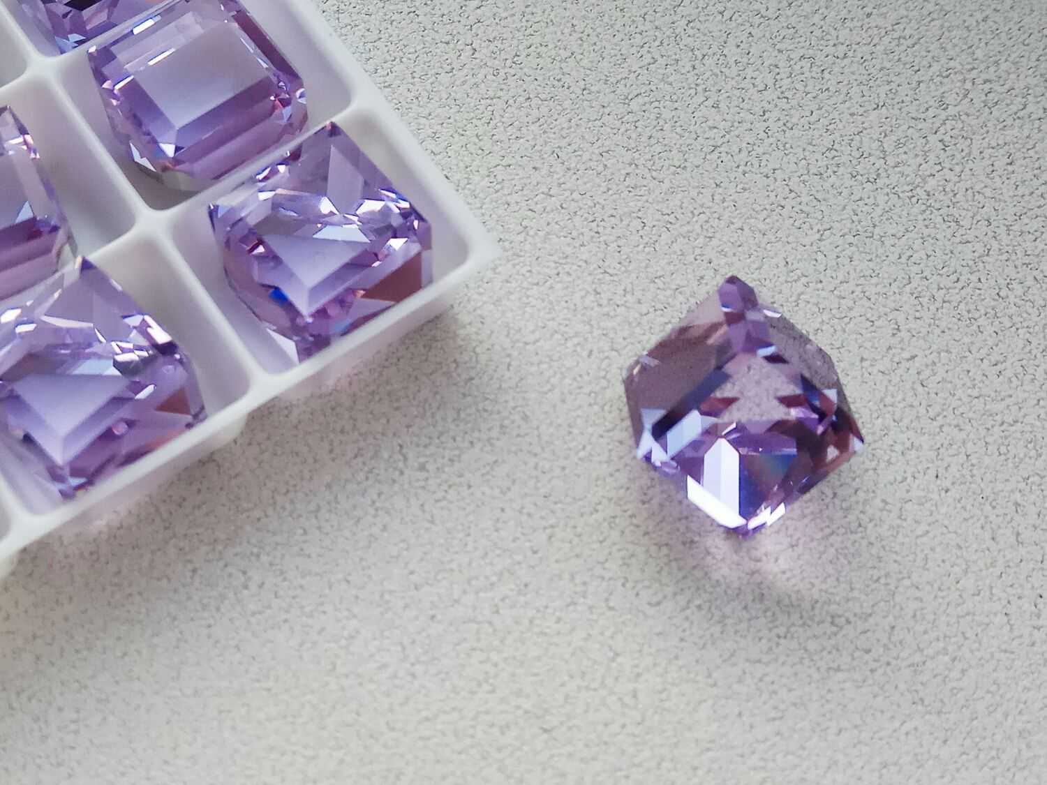 Описание драгоценных камней сваровски (swarovski) - московский ювелирный завод