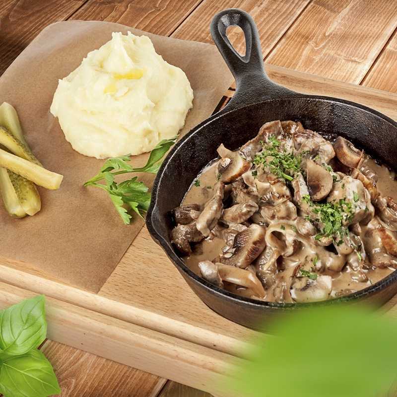 Приготовление бефстроганов из говядины. от нарезки до подачи